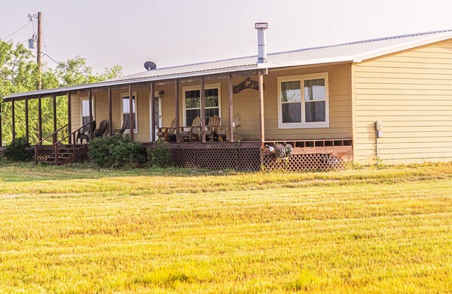 The Little Creek House