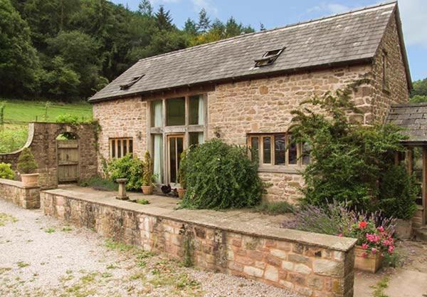 The Lodge Farm Barn