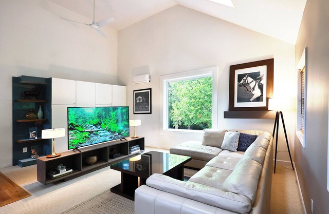 The Loft - A Tranquil Retreat with Style and Comfort.