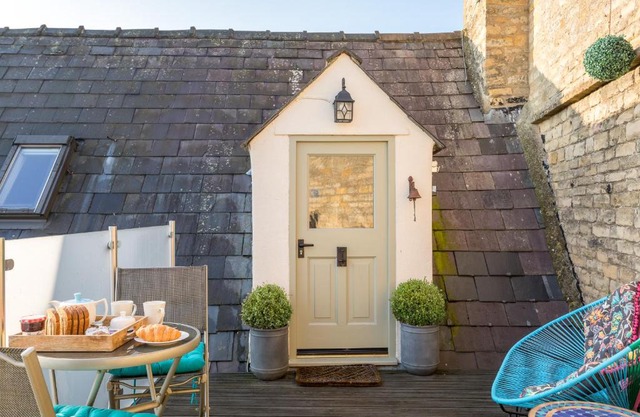 The Loft: Unique, romantic, grade II listed, dog friendly
