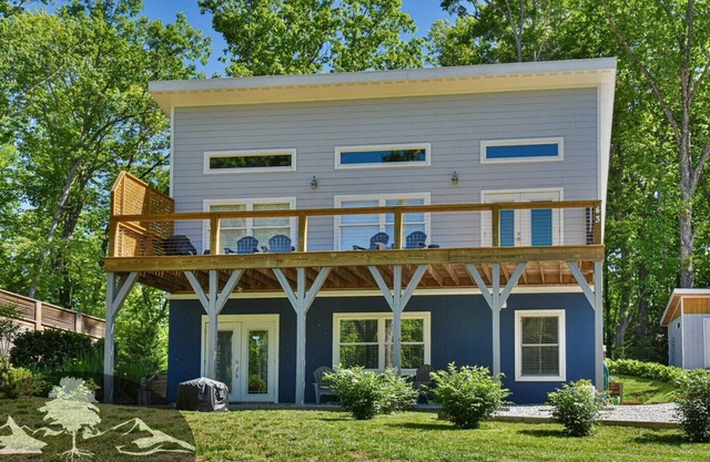 The Lookout at Trails End - Cottonwood Properties