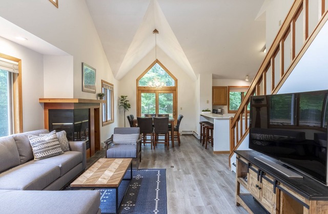 The "Lookout Lodge" at Forest Ridge located minutes from Loon Mountain Resort