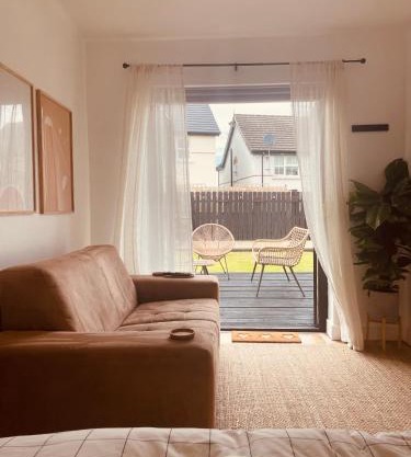 The Maiden Studio. Derry city. Studio Apartment.