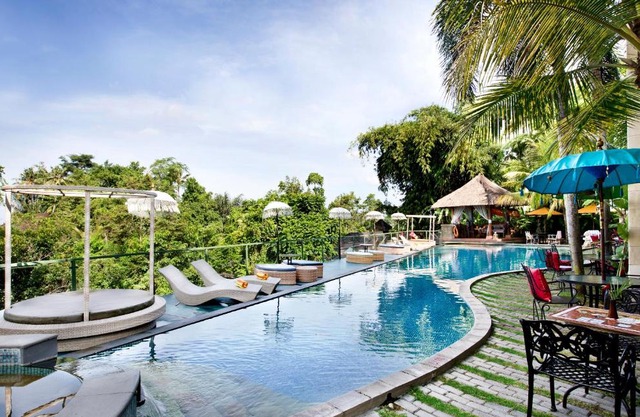 The Mansion Resort Hotel & Spa