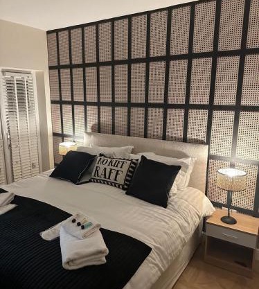 The Mayfair Lodge & Family Suite