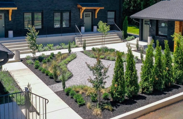 The Nomad | 48-Person Hillsboro Village Retreat | Studio & 1BR Spaces