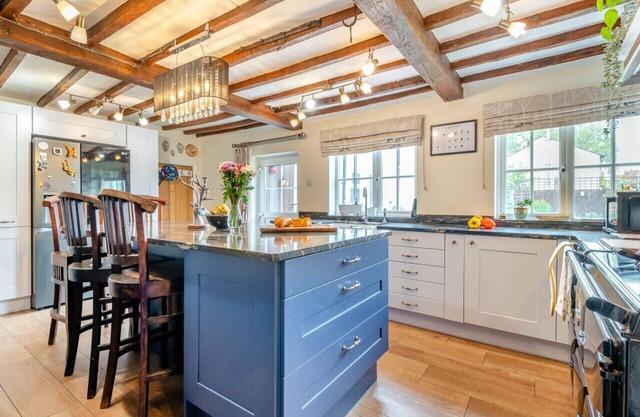 The Old Bakery - Five Bedroom House, Sleeps 10