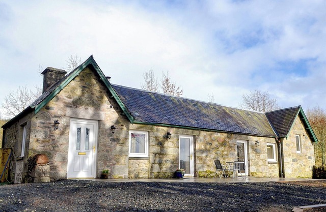 The Old Inverchroskie Kennels