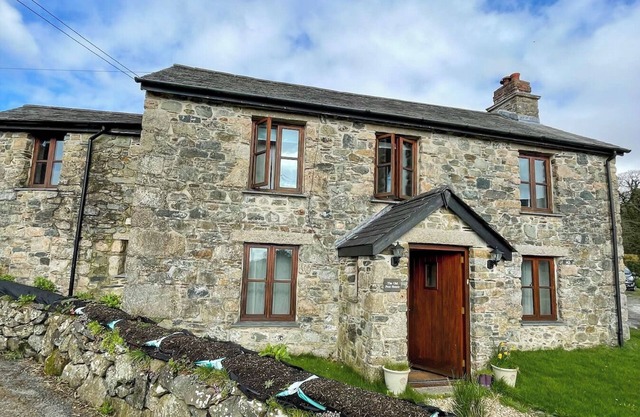 The Old Post House - Historic Dartmoor Cottage