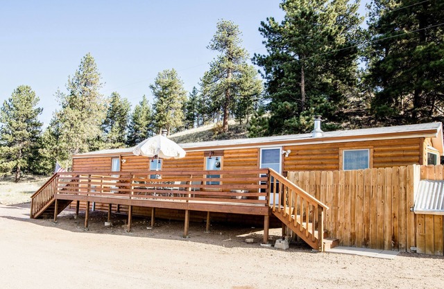 The Original Lake George Lodge- Home with Front Deck!