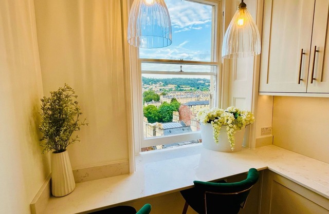 The Paragon Penthouse - Stunning Views over Bath!