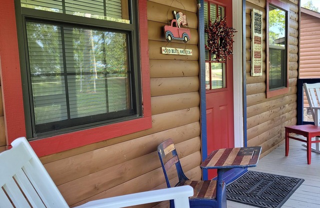 The Patriot! Buffalo River Get a way for the family! Firepit, WIFI/Gril/& more!