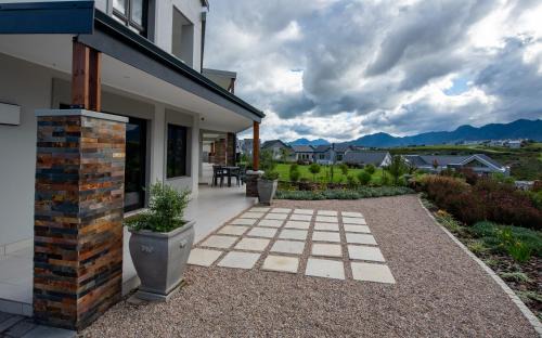 The Peaks - Kingswood Golf Estate