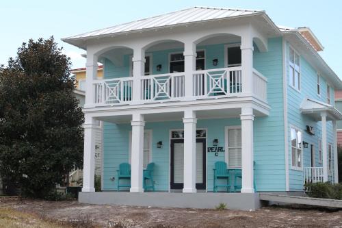 THE PEARL at the Emerald Coast House