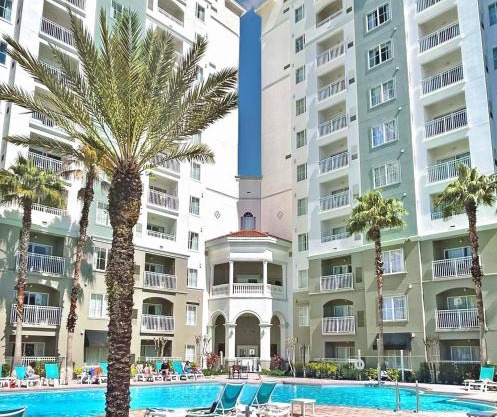 The Point Hotel & Suites Universal