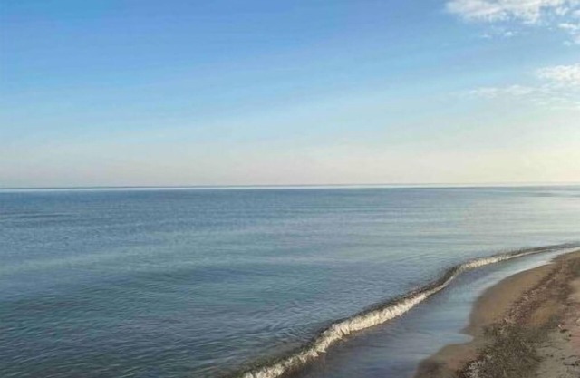 The Port -halfway between downtown Caseville & Port Austin- beach access