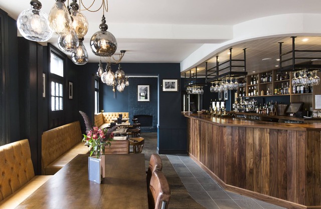 The Porterhouse Grill & Rooms