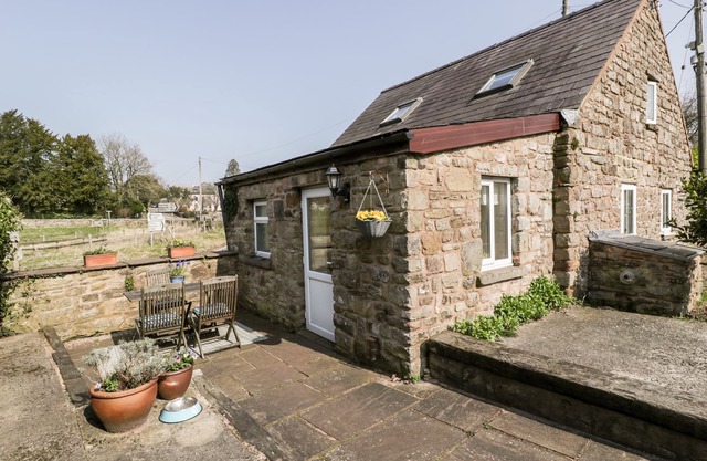 THE POUND, pet friendly, with a garden in Trellech