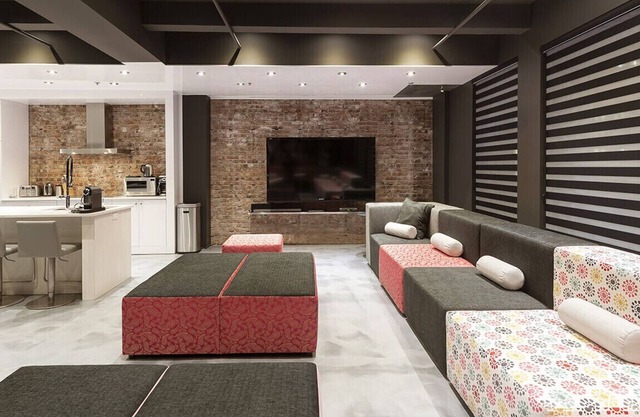 THE PRESIDENTIAL LOFT | Holland Hotel