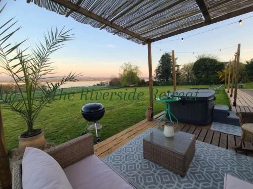 The Riverside Retreat
