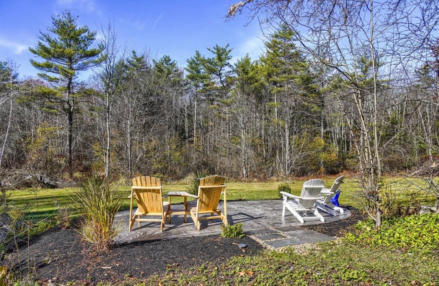 The Robin’s Nest - Beautiful New Hampshire Country