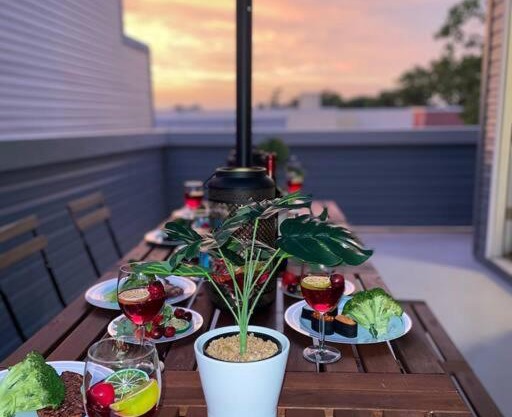 THE ROOFTOP OASIS