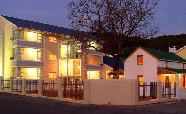 The Russel Hotel