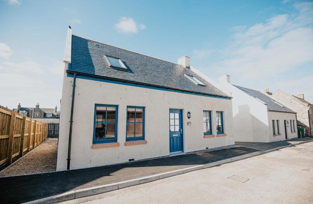 The Seafield Arms Hotel Cullen - Self Catering