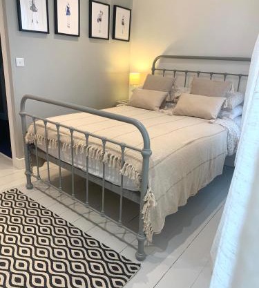 The Seawitch - harbourside apartment