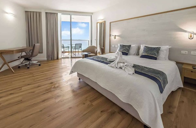 The Sharon Crown Suite