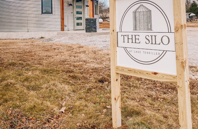 The Silo at Lake Tenkiller- One of a kind stay!