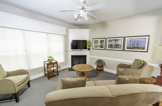 The Townes at King's Creek Resort. 4 bedrooms, 2 sunrooms, and more!