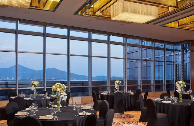 The Westin Nanjing Xuanwu Lake