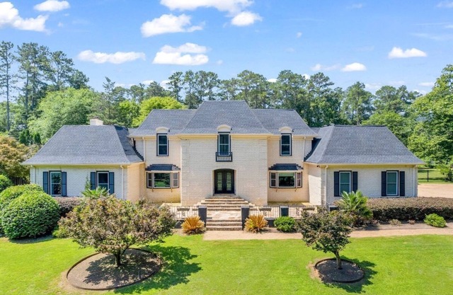 The Wexford French Chateau w/Pool