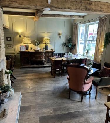 The White Lion Hotel