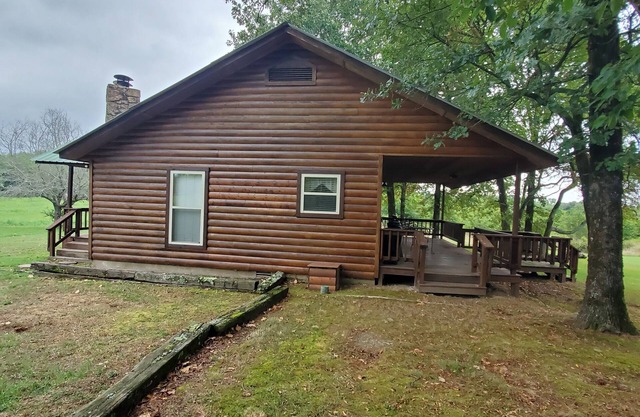 The Wolf Cabin at Cedar Valley is your destination to get away from it all.