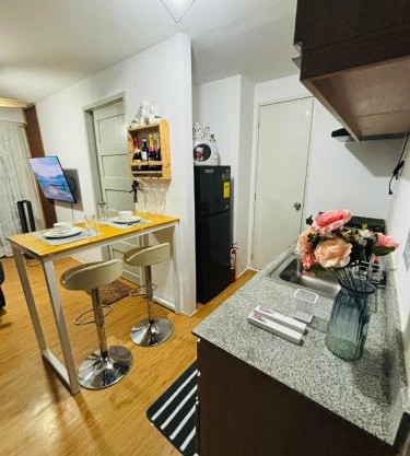 Thea's Place Arezzo Place