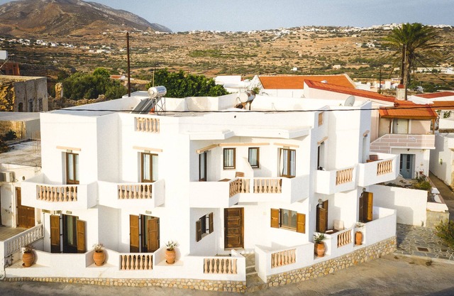 Theoxenia Deluxe Apartment with Mountain View