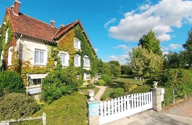 THIBAULT Villa * near Disneyland/Paris. Countryside, Space, Comfort and Calm.