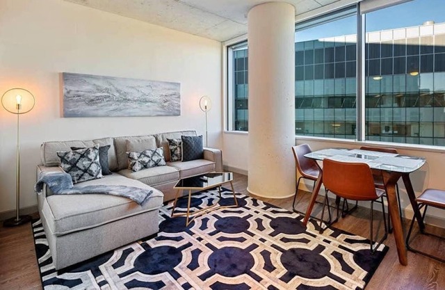 This apartment is a 1 bedroom(s), 1 bathrooms, located in Philadelphia, PA.