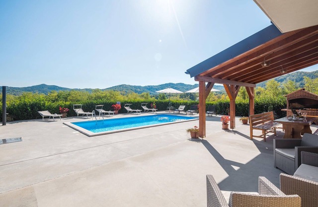 This charming holiday home is located in the small village of Slavcici near Pazin.