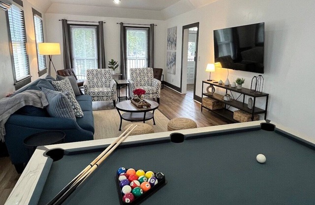 This house is a 4 bedroom(s), 2.5 bathrooms, located in Rincon, GA.