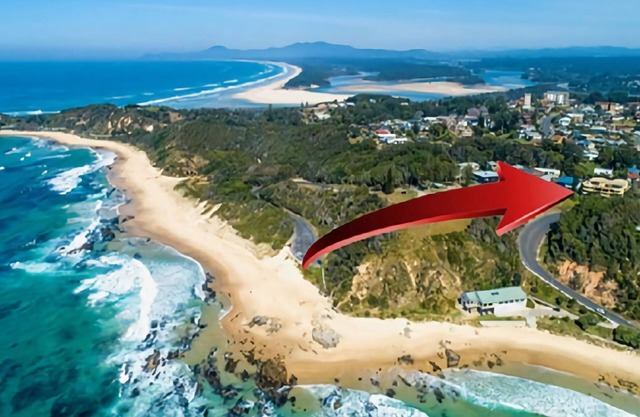 This modern home boasts some of the most stunning views of the coastline in Nambucca Heads.