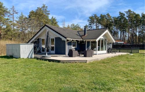 Three-Bedroom Holiday Home In Ebeltoft