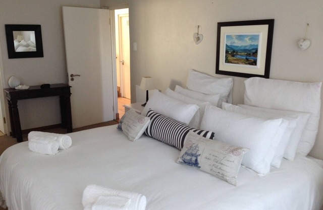 Three-Bedroom Holiday House - Picolla Bocca Villa