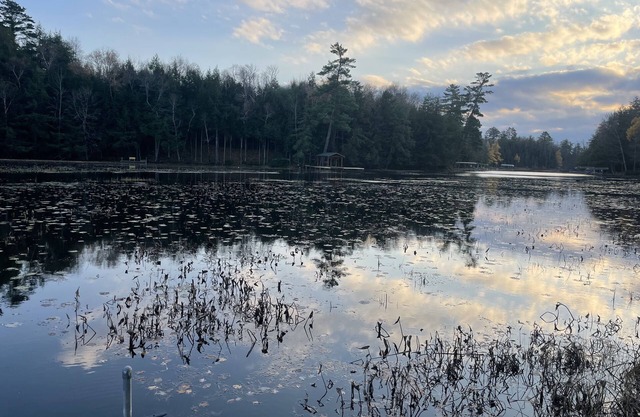 Three Lakes chain house-sleeps 6