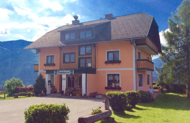 Tieschnhof