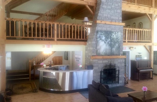 Timber House Resort