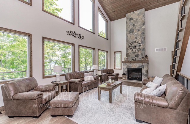 Timber Rock Cottage - 2026 Calendar Open (August Full)