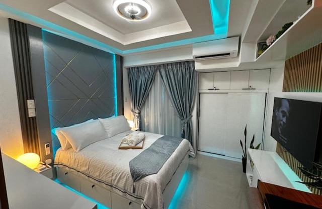 Tinch@Inspiria Cozy Centrally Located Studio Unit with Balcony in the heart of Davao City. Beside Abreeza Mall